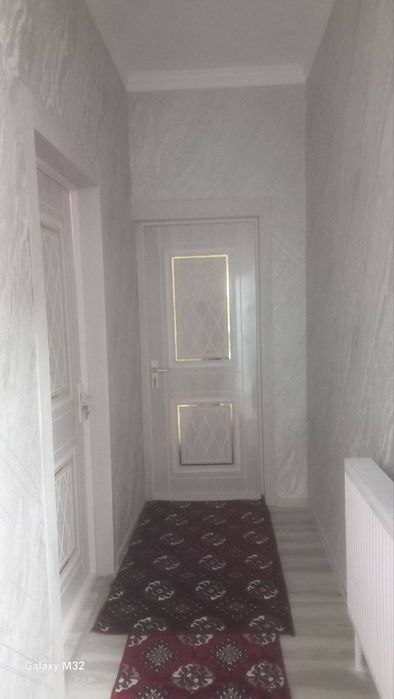 Сдается 2х комнатная квартира на 3 этаже  Крытый рынок 3 млн