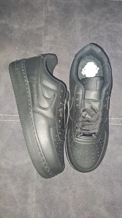 Adidasi Nike force