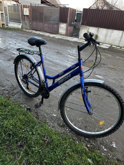 Vand bicicleta impecabila