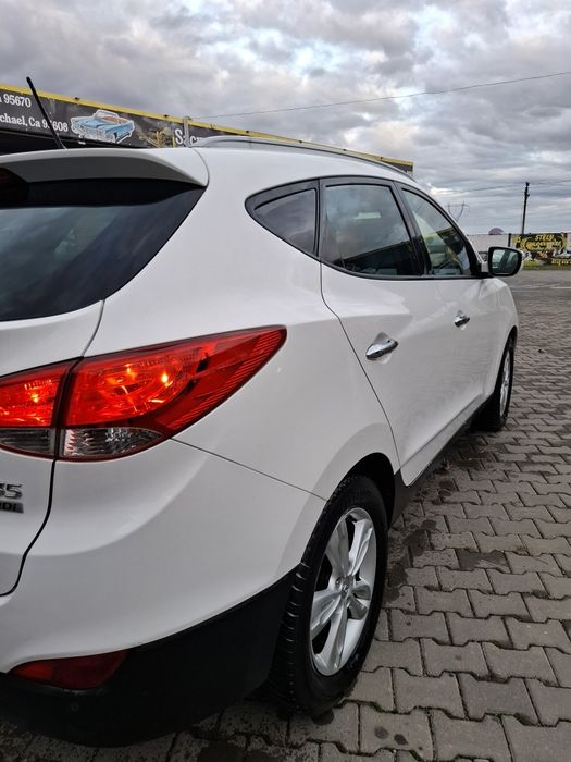 Vând Hyundai ix35