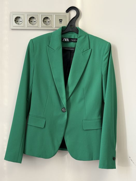 Костюм Zara продам