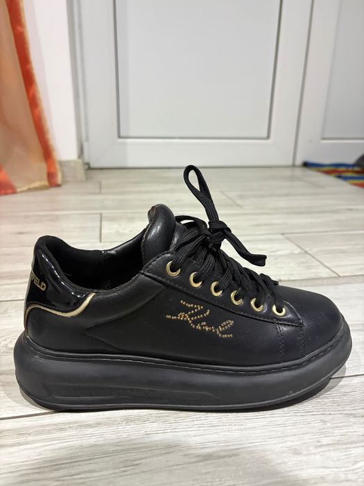Adidași Karl Lagerfeld