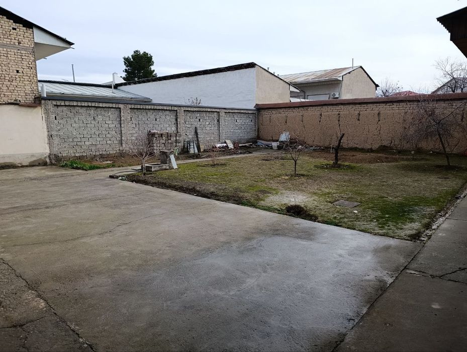 Срочно. Uy sotiladi. Yer hisobida 50000$