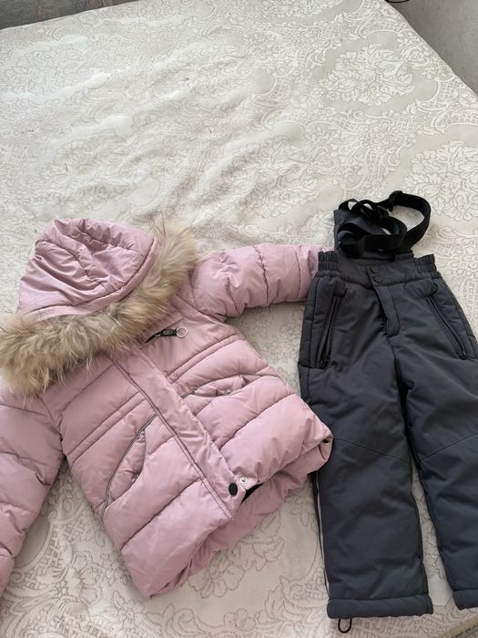 Зимний комбинезон для девочки