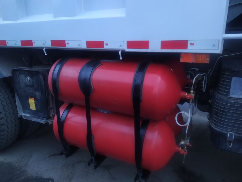 Метан газ 100 балон узунянги