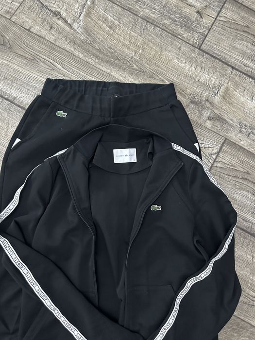 Спортивный костюм