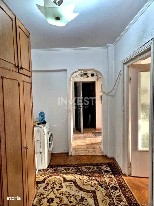 Apartament 3 camere, decomandat, zona Pacurari - Posta, Iasi