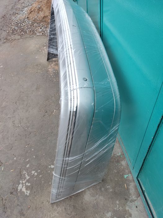 Бампер задний Мерседес 210 /202