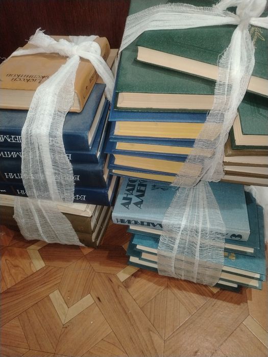 Отдам книги. Самовывоз