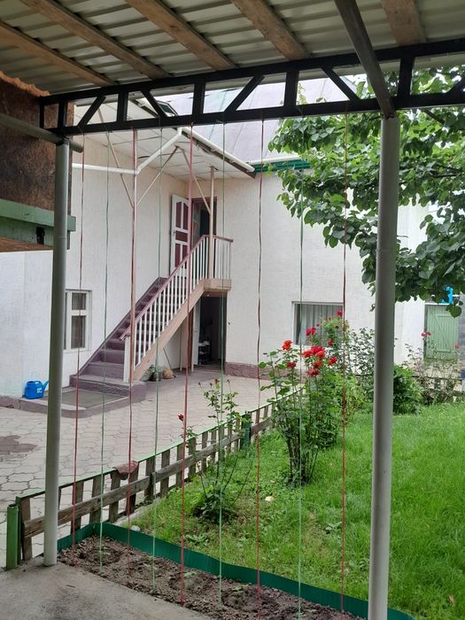 Продаётся двухэтажный дом