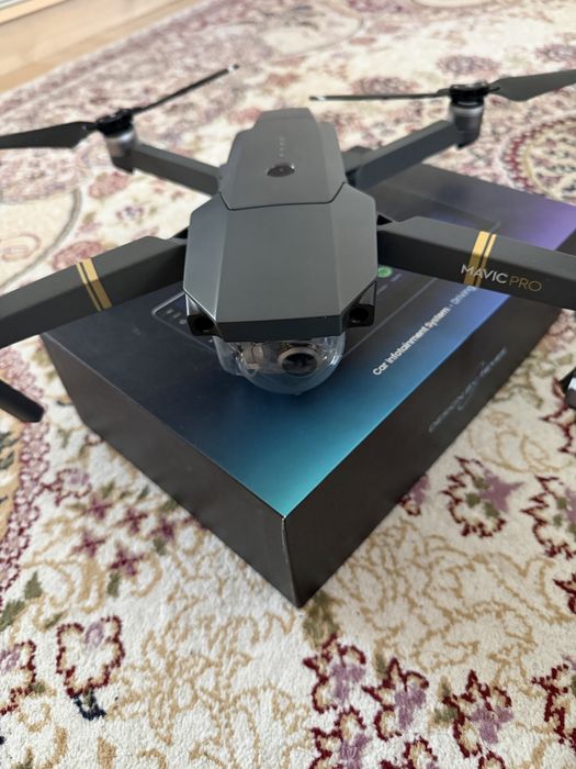 Дрон для съемок DJI Mavic PRO
