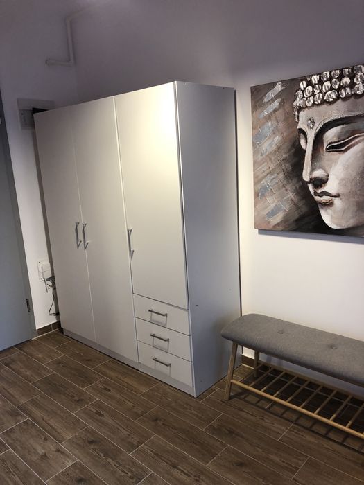 Montaj mobila Jysk . Asamblare mobilier Jysk . Montez mobila Jysk