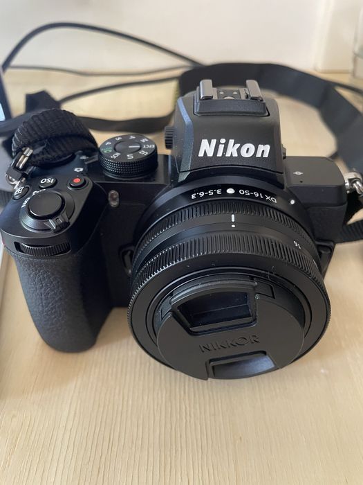 Aparat foto mirrorless Nikon Z50