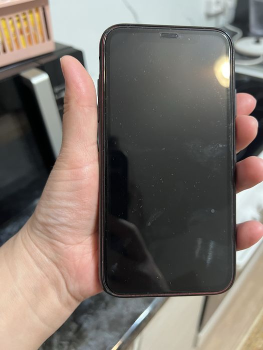 Продам iphone 11 . 128 gb .