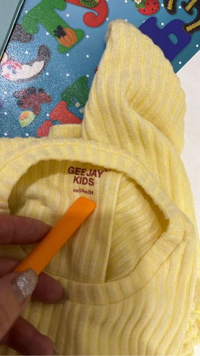 Много вещей на девочку