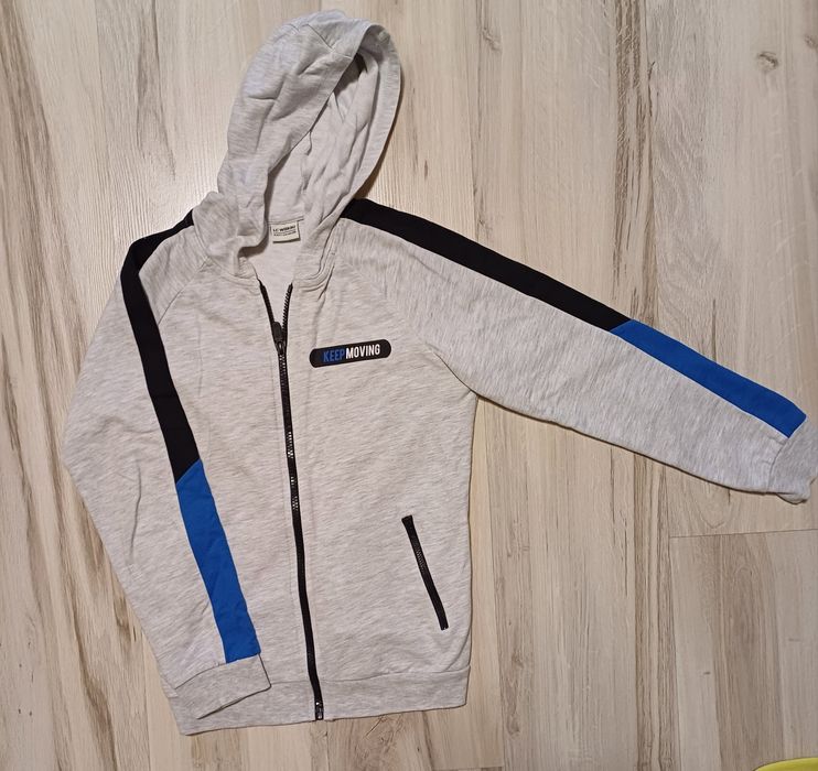 Запазено горнище LC Waikiki 134-140