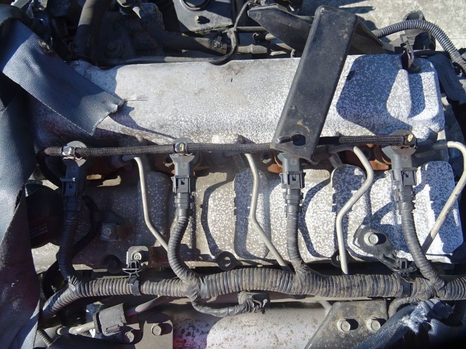Vand Injectoare Kia Sorento 2.5 CRDI 140CP 103KW din 2005 cod: 0445110186