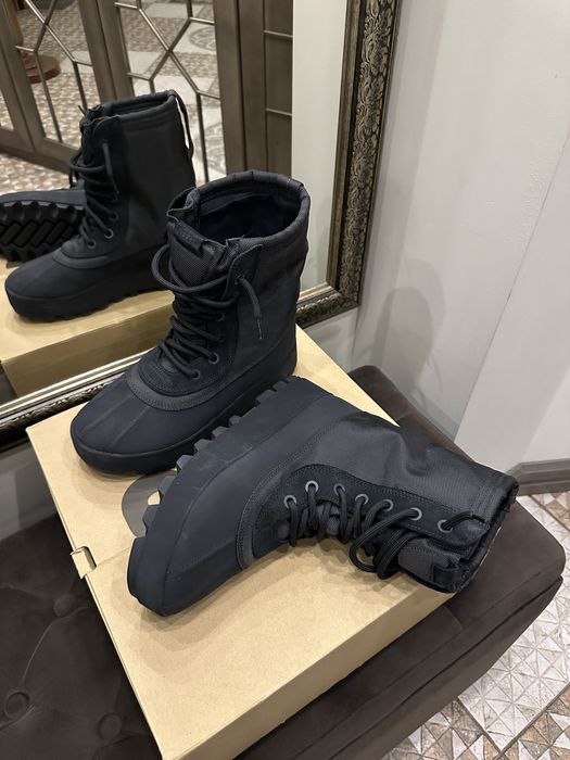 Adidas Yeezy 950 Pirate Black 2023