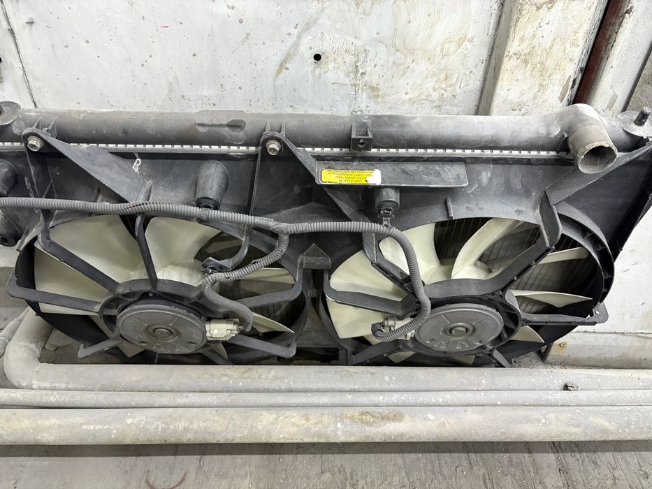 Радиатор Camry 30