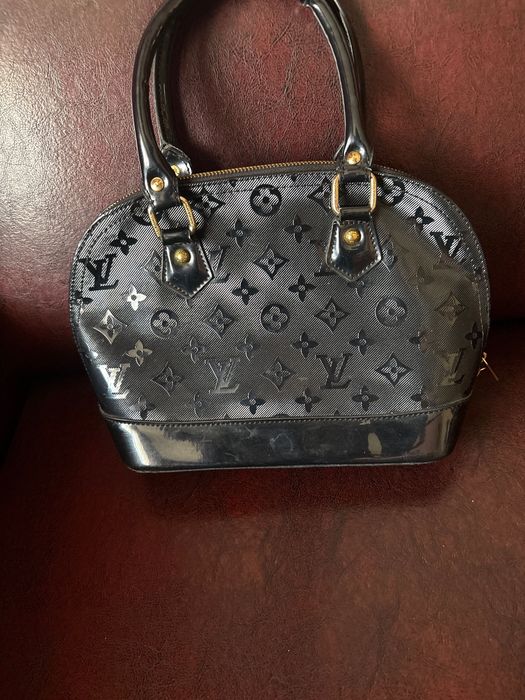 Чанта Louis Vuitton Alma BB