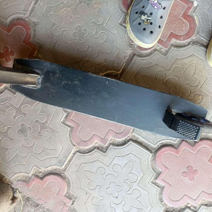 Трюковой самокат (б/у кастом) для стрита или парка.