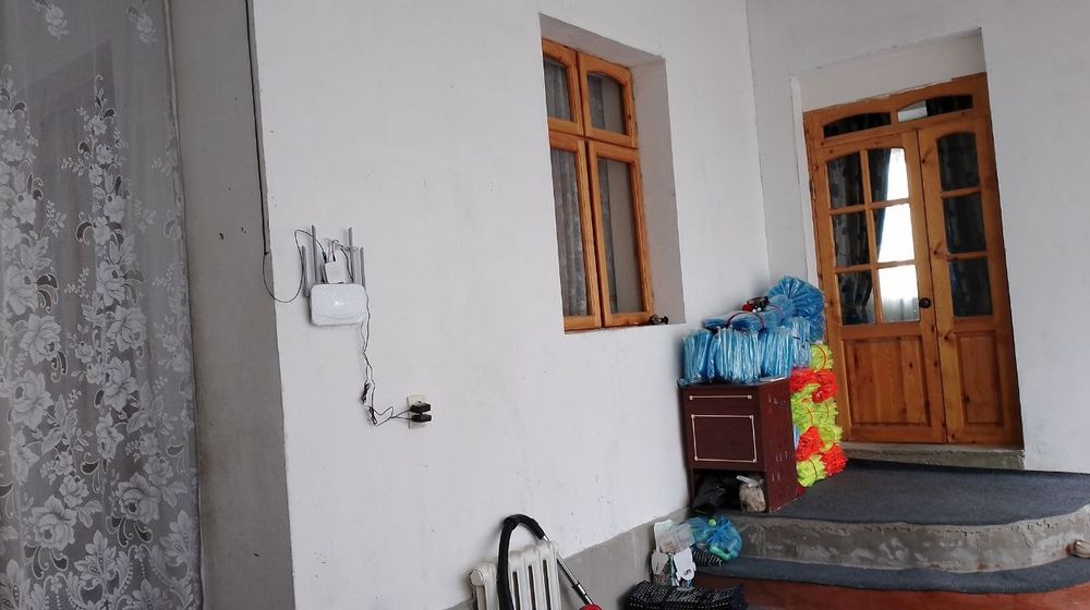 Nazarbeda uy sotiladi