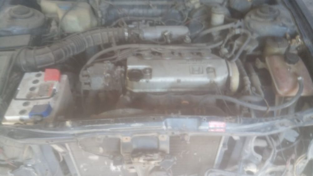 Продам машину  Honda continues