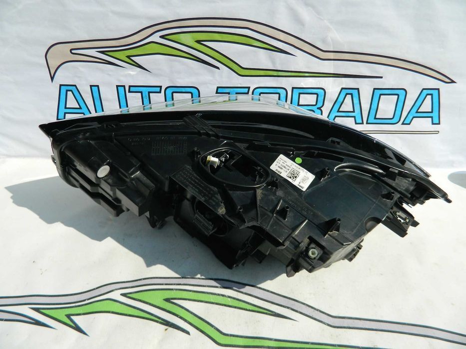 Far dreapta full led Bmw Seria 1 F40 model 2019-2021 cod 9482808