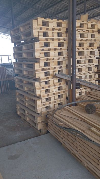 Paleti marfă dimensiuni europalet