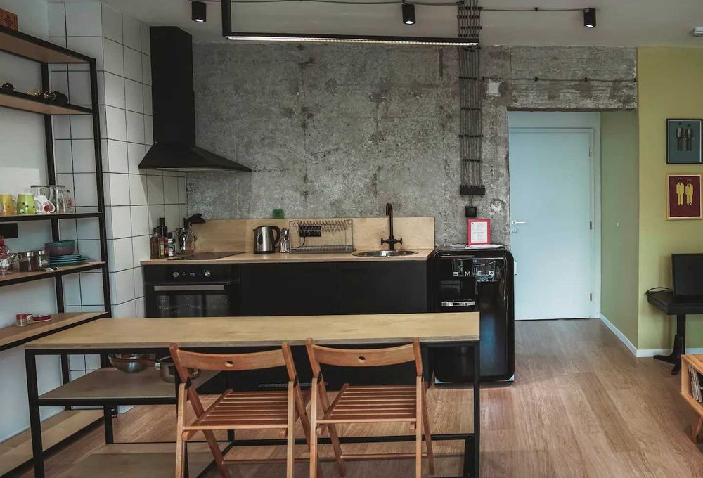 Дава се под наем Едностаен апартамент в София, Център - 40 кв.м за 600 € - Снимка #19