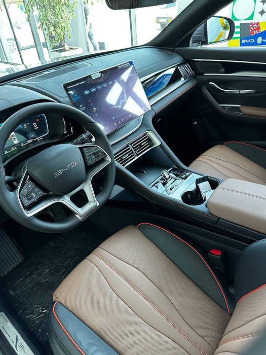 Minimal foizlar bilan BYD Song Plus Champion 2026 Qora rangi ham bor