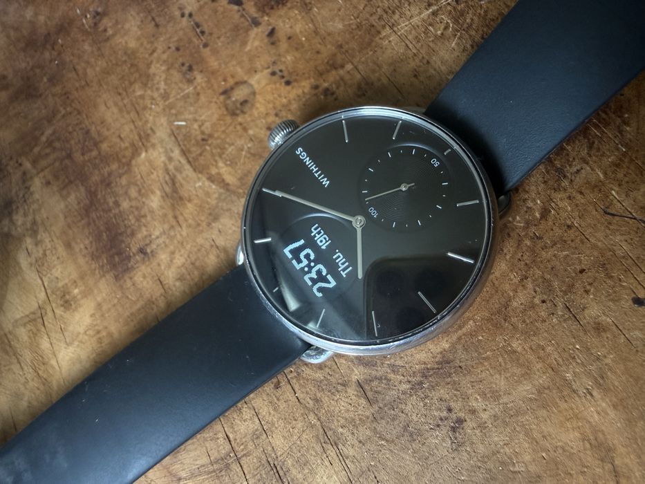 Smartwatch Hibrid Withings ScanWatch (HWA09) - 38mm - EKG, SpO2, Autonomie mare
