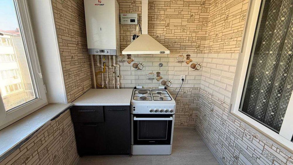 Миндонобод Мошина бозори 4 қаватда 3 хонали квартира сотилади.ID: 1543