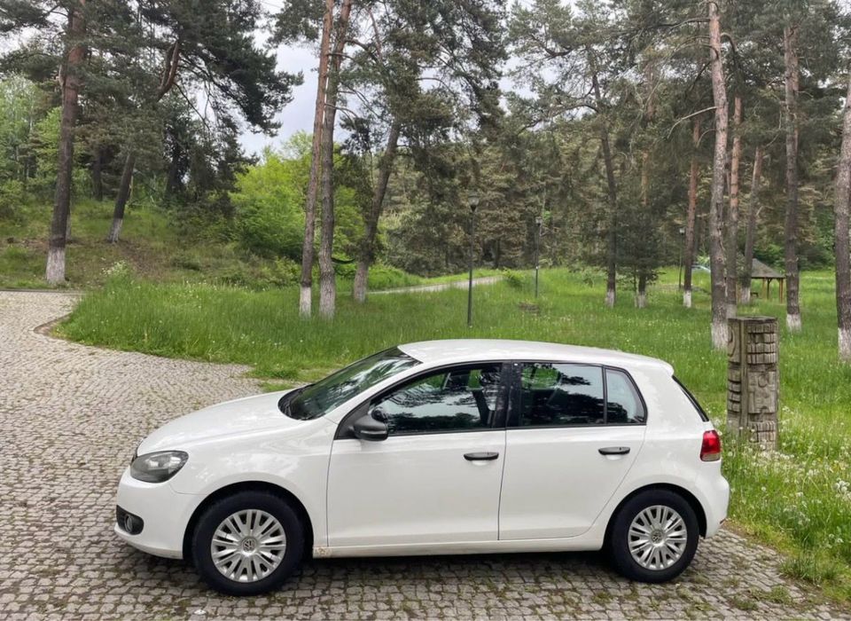 VOLKSWAGEN Golf 2011 — imagine 5