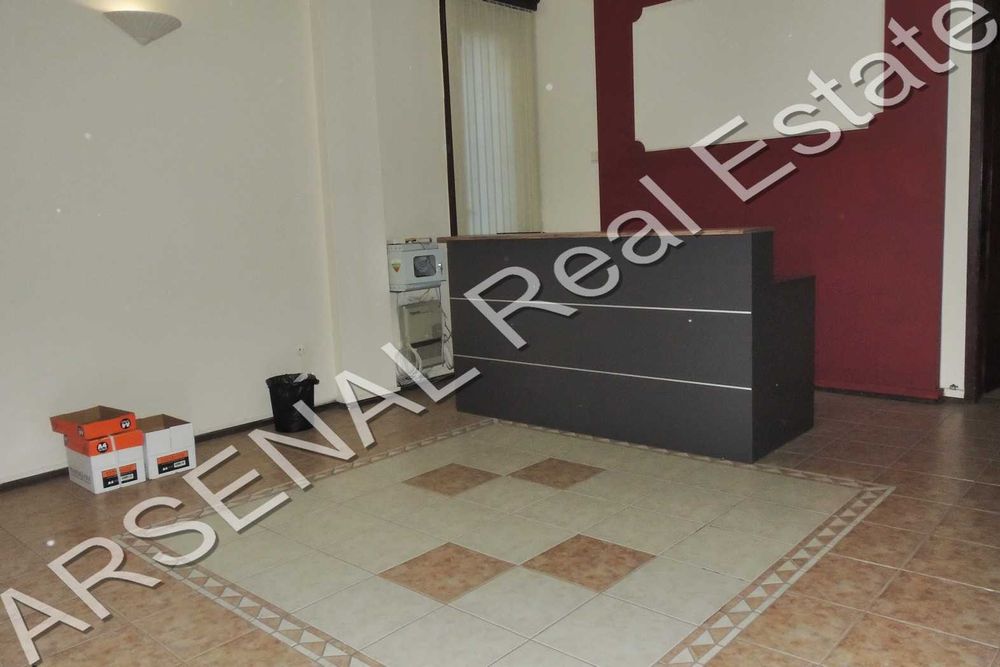 Дава се под наем Офис в София, Център - 150 кв.м за 1097.01 € - Снимка #4