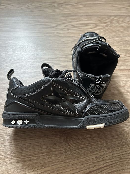 Adidași Louis Vuitton