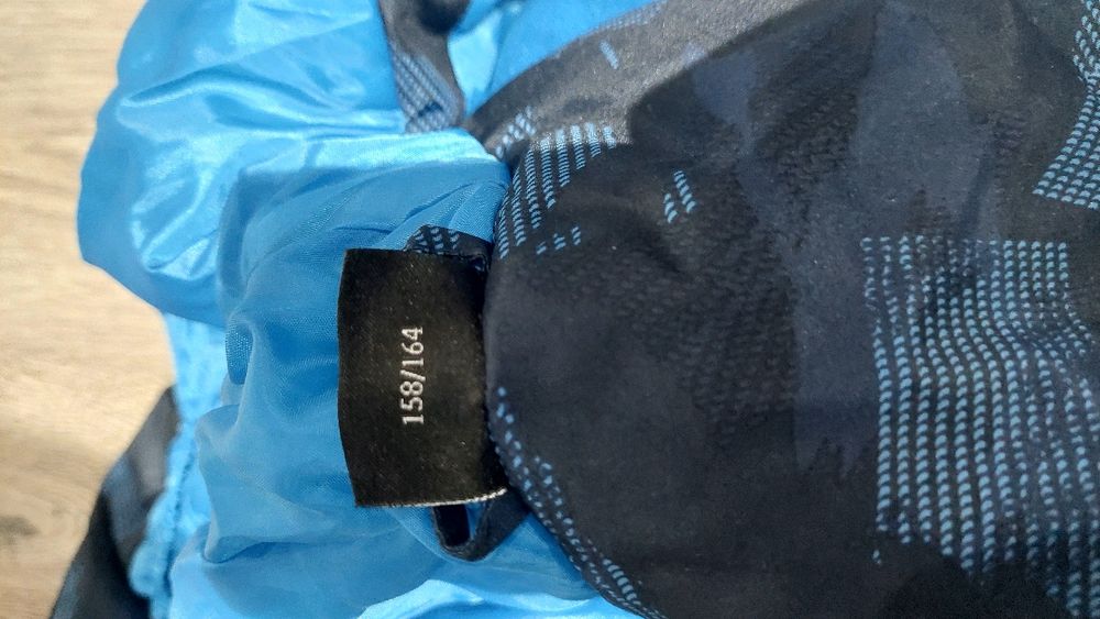 Costum sky/iarnă pt vârsta 11 -13 ani