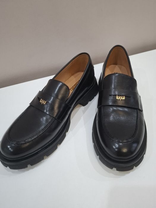 Продам обувь женскую