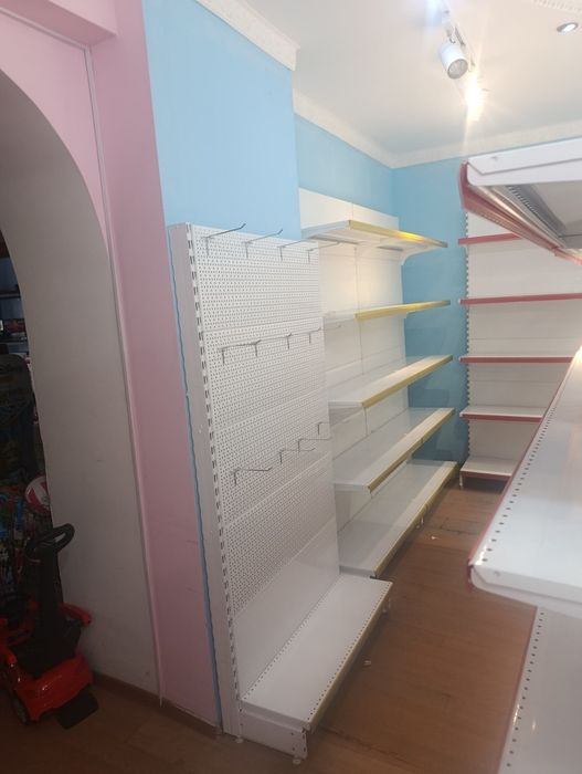 Стеллажи для магазина