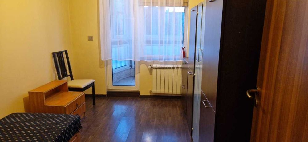 Дава се под наем Тристаен апартамент в София, Бъкстон - 90 кв.м за 767.55 € - Снимка #3