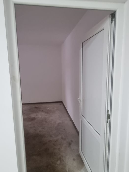 De închiriat spațiu central