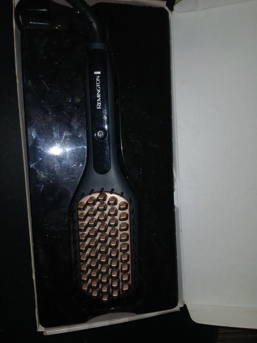 Straight brush Remington  2 în 1