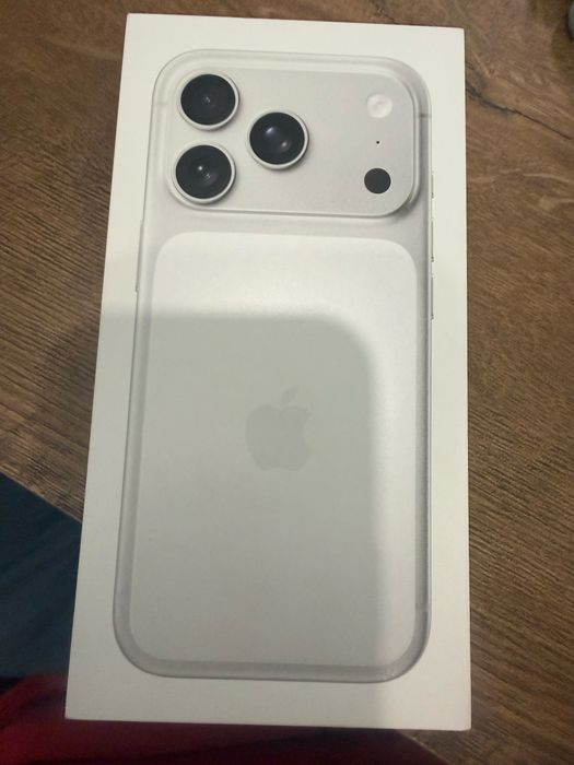 Iphone 17 pro 512GB чисто нов в гаранция