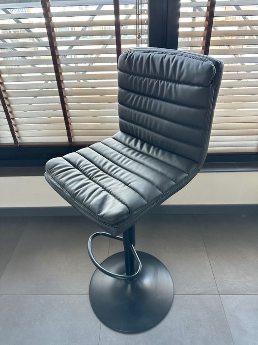 Бар Стол Кинг с 2г гаранция и безплатна доставка до офис