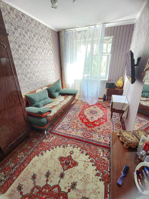 Продам 3 х комн квар., 3-5-2 этаж.