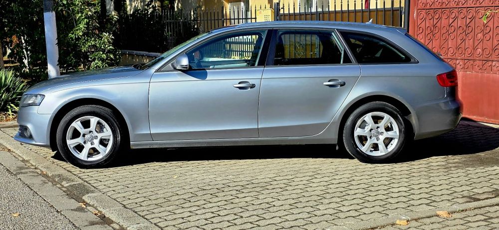 AUDI A4 Avant 2009 — imagine 3