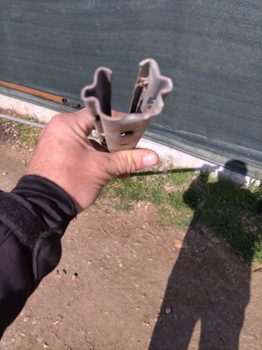 Метални поцинковани  колове за лозе, огради и други