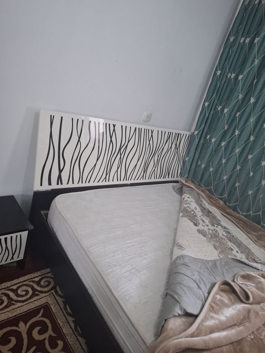 Кровать двуспальная