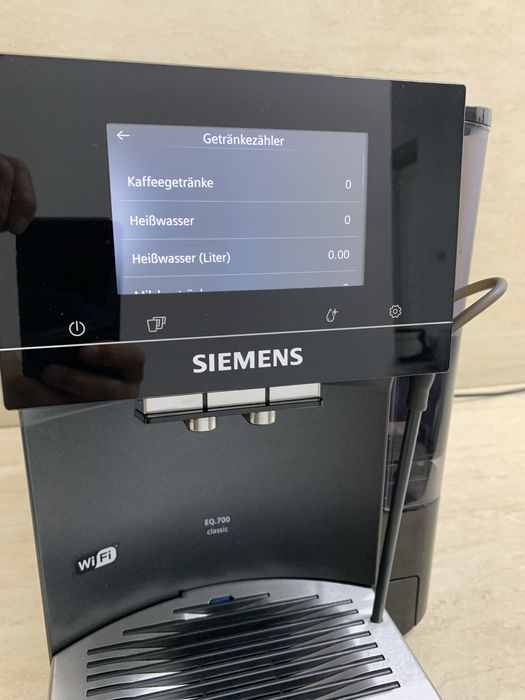 Vând piese de Siemens EQ900 și EQ700