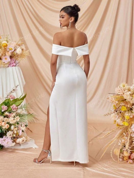 Чисто нова Дамска елегантна рокля ADYCE